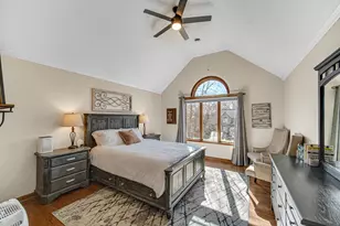 7041 Starling Dr, Schererville, IN 46375 - Photo 4