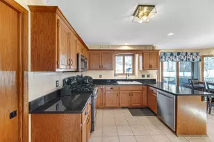 7041 Starling Dr, Schererville, IN 46375 - Photo 14