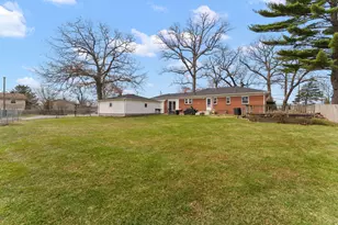 5397 Cleveland St, Merrillville, IN 46410 - Photo 26