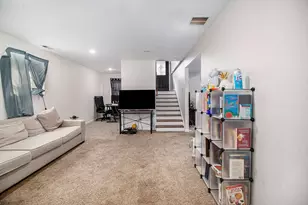 1139 State St, Hobart, IN 46342 - Photo 16