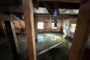 4101 Howard St, Hobart, IN 46342 - Photo 8