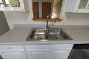 221 N Broad St, Griffith, IN 46319 - Photo 12