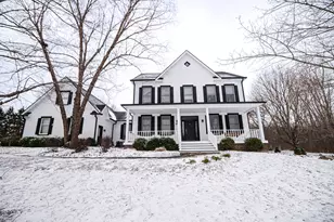 266 Paul Revere Dr, Chesterton, IN 46304 - Photo 2