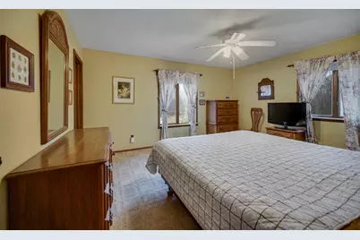 490 W US Hwy 30, Valparaiso, IN 46385 - Photo 16