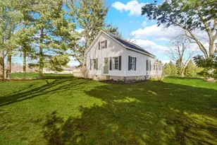 11341 N 900 W, Demotte, IN 46310 - Photo 2