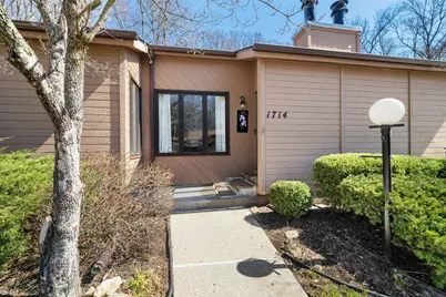 1714 Earthstone Drive #28, Valparaiso, IN 46383 - Photo 2