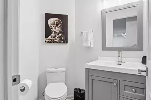 1716 Apple Blossom Dr, Munster, IN 46321 - Photo 14