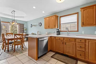 308 E Ross Avenue, Kouts, IN 46347 - Photo 10