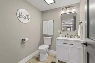 101 Erie St, Valparaiso, IN 46383 - Photo 16