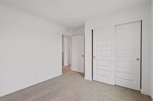 549 Cressmoor Blvd, Hobart, IN 46342 - Photo 32