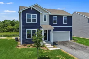 440 Fry St, Hebron, IN 46341 - Photo 2