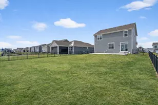 10421 Privet Dr, Saint John, IN 46373 - Photo 36