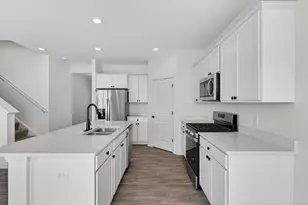 10421 Privet Dr, Saint John, IN 46373 - Photo 6