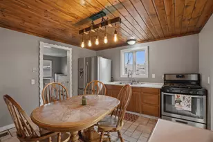 482 E Grove St, Wheatfield, IN 46392 - Photo 8