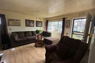 2928 Marshalltown Dr, Gary, IN 46407 - Photo 4