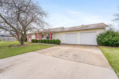 1845 W 99th Place, Crown Point, IN 46307 - Photo 2