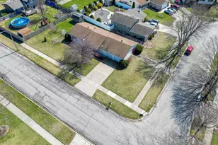 1845 W 99th Pl, Crown Point, IN 46307 - Photo 18