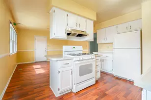 1845 W 99th Pl, Crown Point, IN 46307 - Photo 4