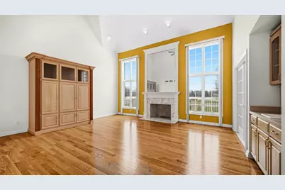 917 Royal Dublin Lane, Dyer, IN 46311 - Photo 8