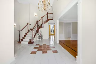 917 Royal Dublin Ln, Dyer, IN 46311 - Photo 4