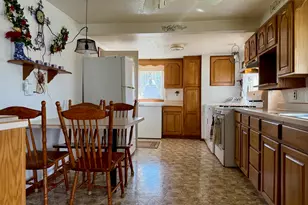 8273 W 700 N, Winamac, IN 46996 - Photo 4