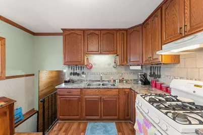 906 E Glen Park Avenue, Griffith, IN 46319 - Photo 6