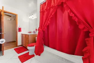 906 E Gln Pk Ave, Griffith, IN 46319 - Photo 14