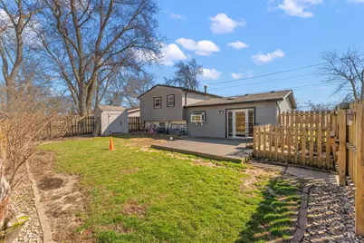 906 E Glen Park Avenue, Griffith, IN 46319 - Photo 22