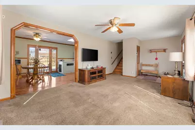 906 E Glen Park Avenue, Griffith, IN 46319 - Photo 4