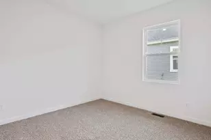 4200 Viceroy St, Portage, IN 46368 - Photo 12