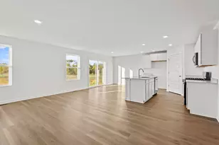 589 Osburn St, Hebron, IN 46341 - Photo 2