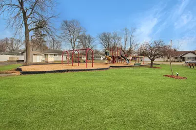 9047 Pettit Drive, Highland, IN 46322 - Photo 18