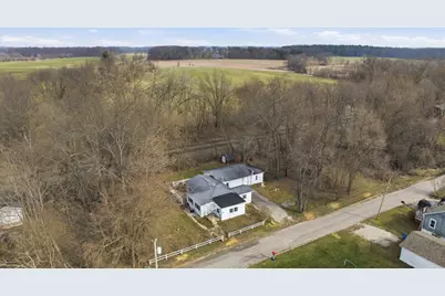 1702 N Longshore Drive, Walkerton, IN 46574 - Photo 4