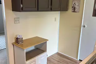 2260 Warrick St, Lake Station, IN 46405 - Photo 10