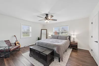 157 E 700 S, Kouts, IN 46347 - Photo 8