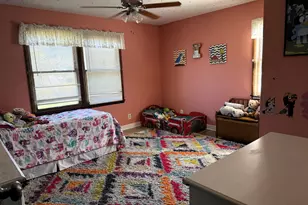 6077 S Division St, North Judson, IN 46366 - Photo 12