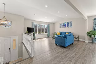 418 Teibel Dr, Schererville, IN 46375 - Photo 4