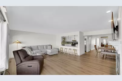 5040 Spinnaker Lane #C, Crown Point, IN 46307 - Photo 4