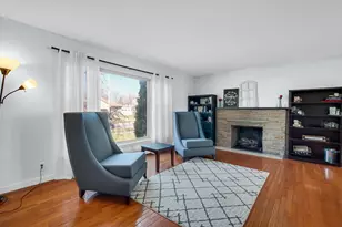 222 Beacon Pl, Munster, IN 46321 - Photo 6