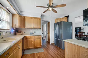 222 Beacon Pl, Munster, IN 46321 - Photo 12