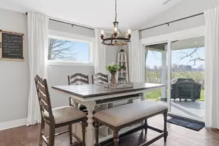 823 11th St SW, Demotte, IN 46310 - Photo 10