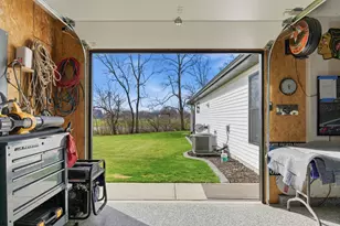 823 11th St SW, Demotte, IN 46310 - Photo 28