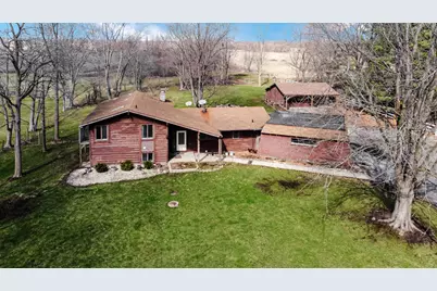 3050 E 139th Avenue, Crown Point, IN 46307 - Photo 2