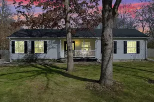 10917 Sheephead Ct, Demotte, IN 46310 - Photo 2