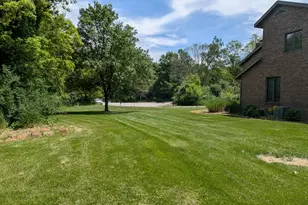 158 York Cir, Valparaiso, IN 46385 - Photo 30