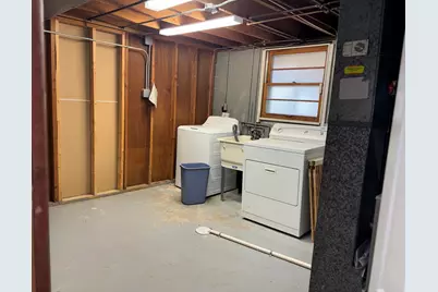 9628 Crestwood Avenue, Munster, IN 46321 - Photo 18