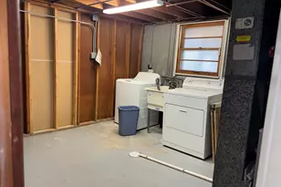 9628 Crestwood Ave, Munster, IN 46321 - Photo 18