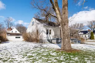 710 N 2nd St, Kentland, IN 47951 - Photo 4