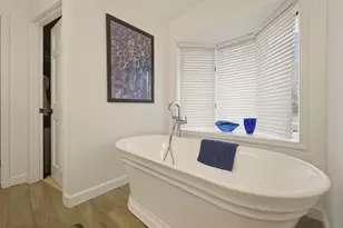 2210 E 9th Pl, Hobart, IN 46342 - Photo 16