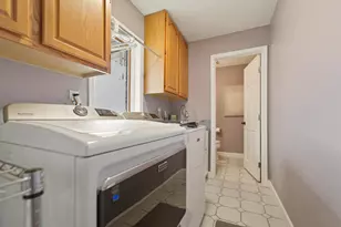 2210 E 9th Pl, Hobart, IN 46342 - Photo 20